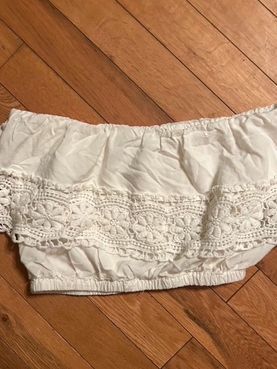 Angie Tops - Women’s Angie brand white strapless tube top with a crochet lace detail size S